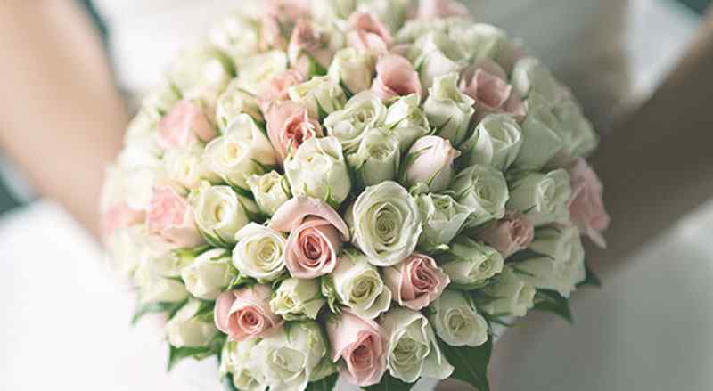 https://sophieandlukeswedding.co.uk/wp-content/uploads/2015/09/photo_2.jpg